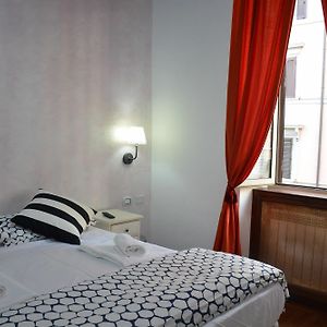 Camera con letto queen size